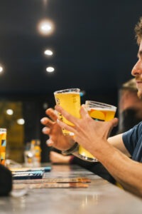 Réservation au bar à Grenoble